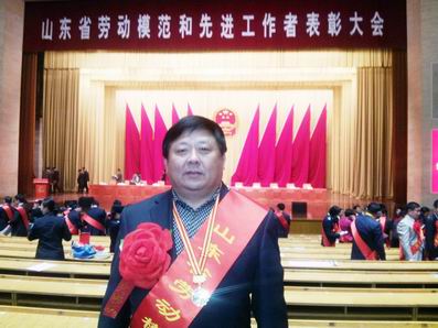 泰安市市長質量獎獲得者、山東省勞動模范康鳳明.jpg